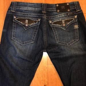 EUC boot cut Miss Me, sz 31, dark wash